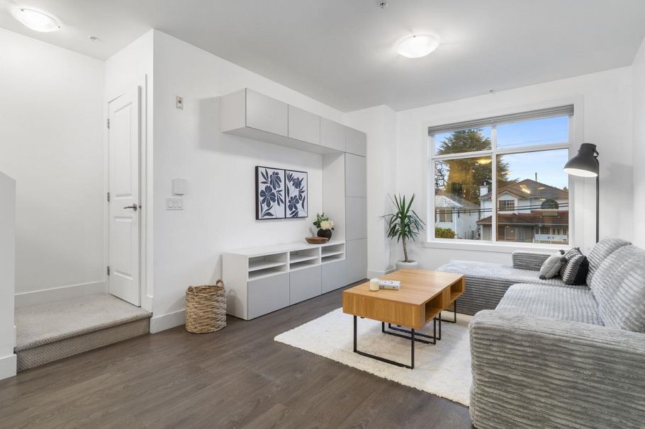 5837 Wales Street Vancouver, BC - 2