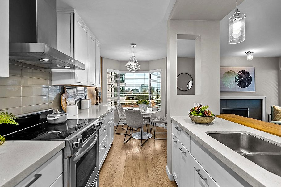 302 1263 Barclay Street Vancouver, BC - 4