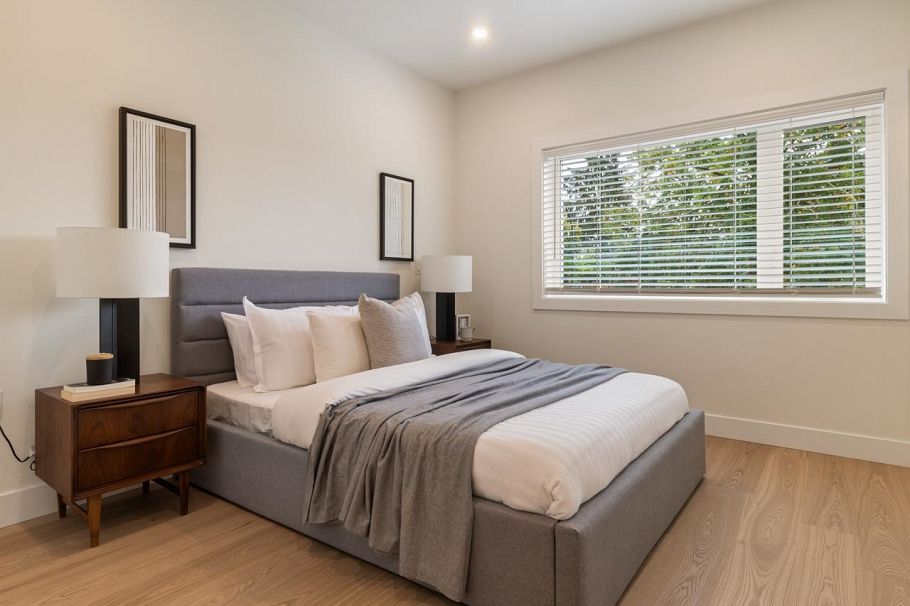 2051 E 4th Avenue Vancouver, BC - 16