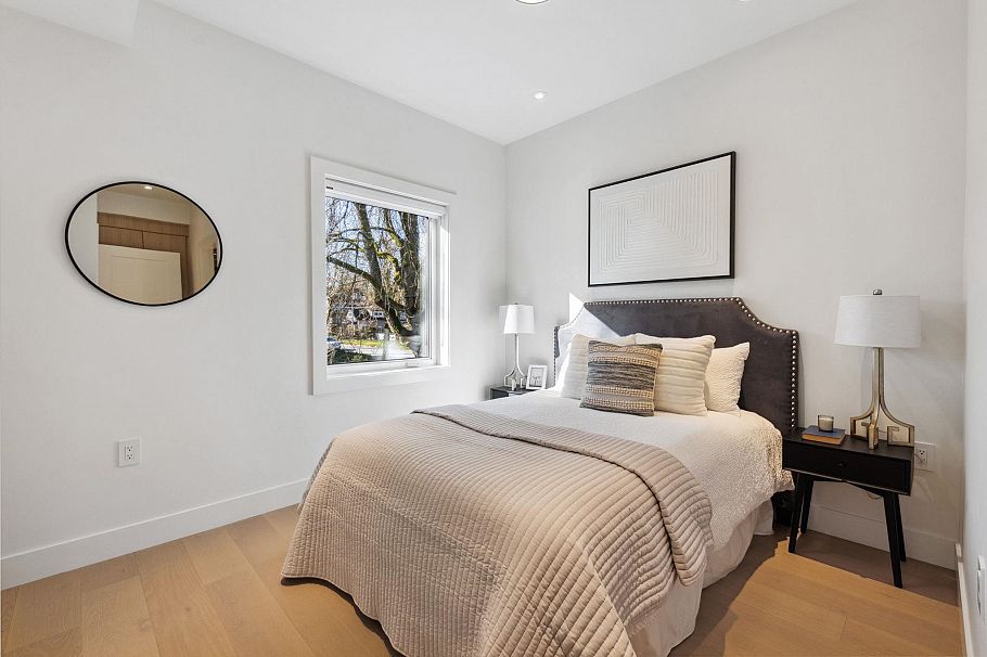 1 3081 West 14th Avenue Vancouver, BC - 21