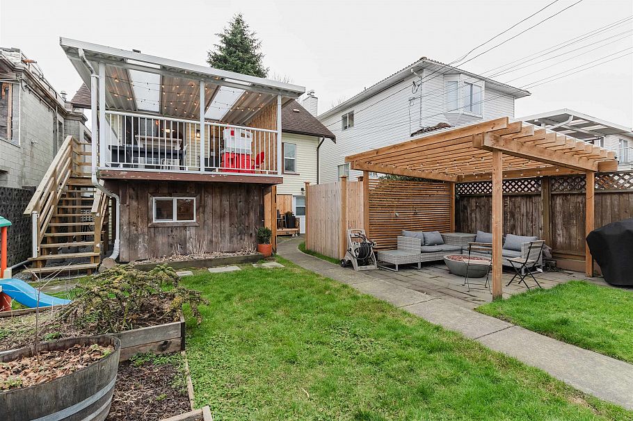 2689 Mcgill Street Vancouver, BC - 31
