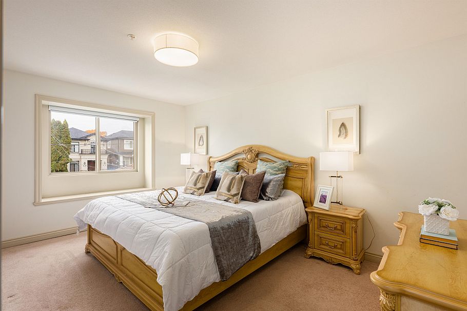 7949 Montcalm Street Vancouver, BC - 21