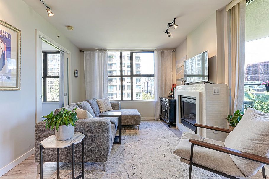 603 989 Beatty Street Vancouver, BC - 3