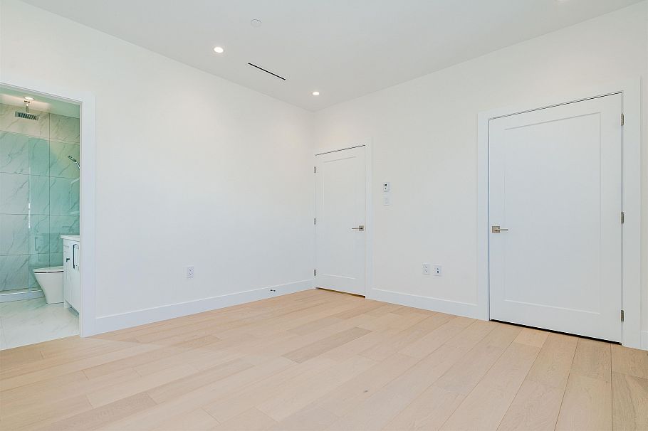 1 8190 Cartier Street Vancouver, BC - 16