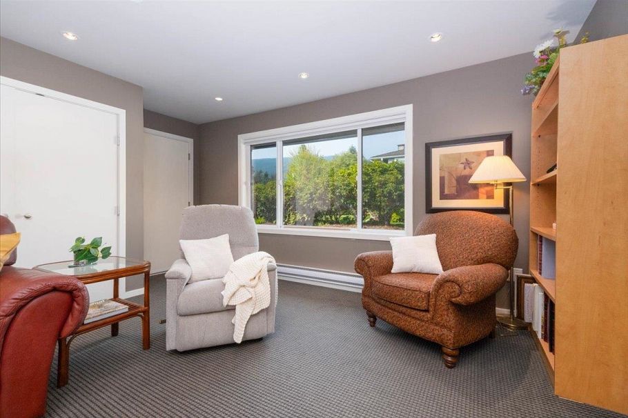 2864 Bushnell Place North Vancouver, BC - 17