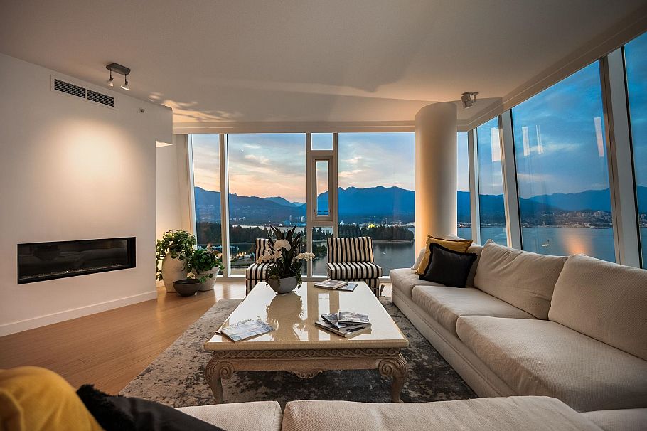 2502 1233 W Cordova Street Vancouver, BC - 1