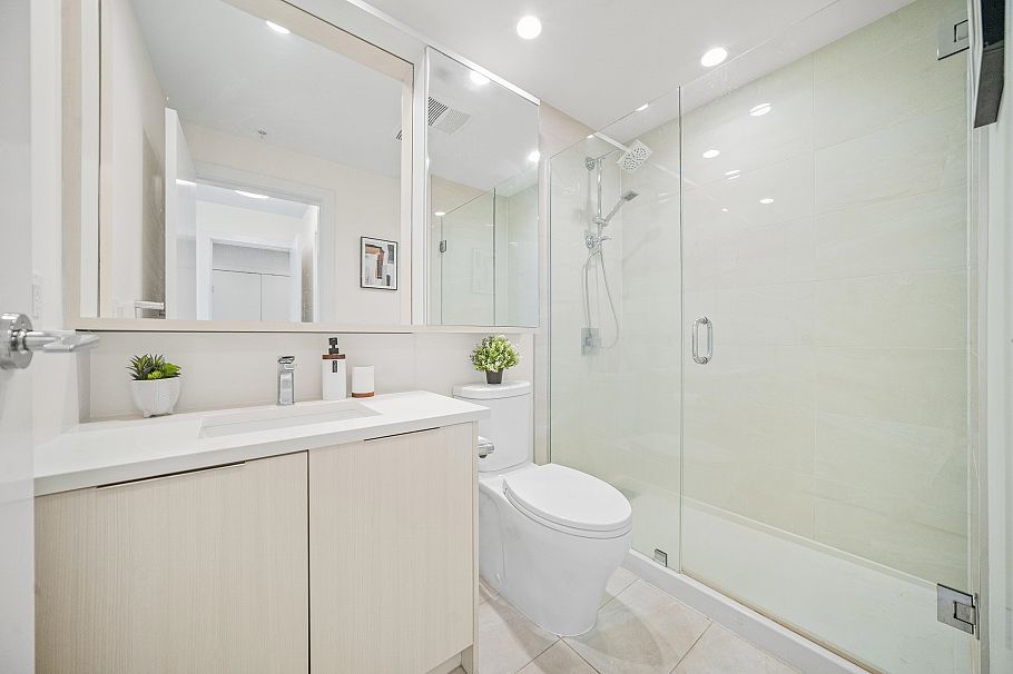 607 4465 Juneau Street Burnaby, BC - 16