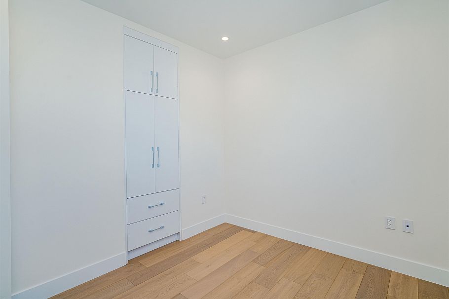 1 8190 Cartier Street Vancouver, BC - 26