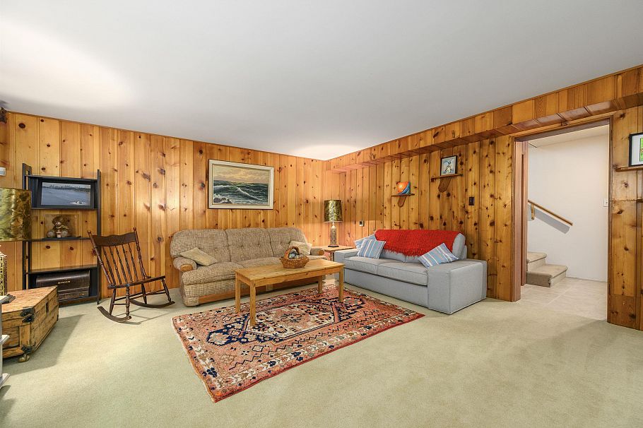 545 W 22nd Street North Vancouver, BC - 23