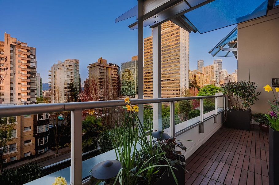 PH7 1688 Robson Street Vancouver, BC - 28