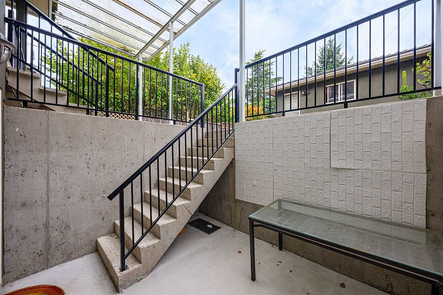 7949 Montcalm Street Vancouver, BC - 33