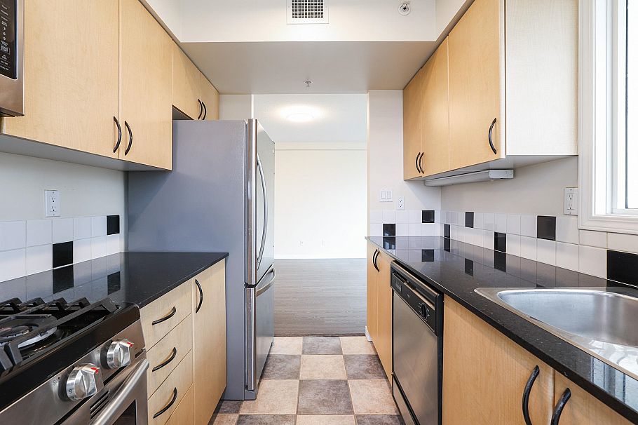 905 63 Keefer Place Vancouver, BC - 10