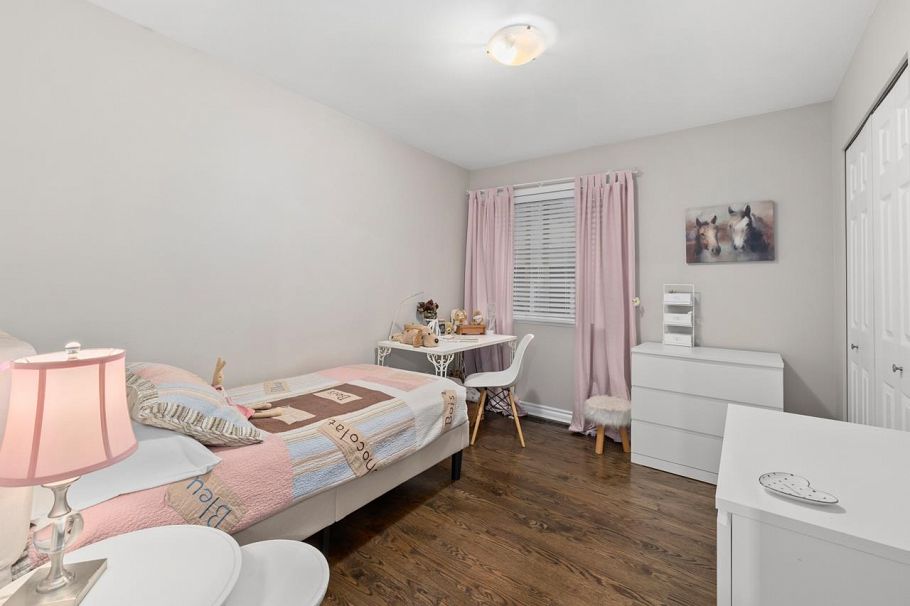 3135 Sunnyhurst Road North Vancouver, BC - 17