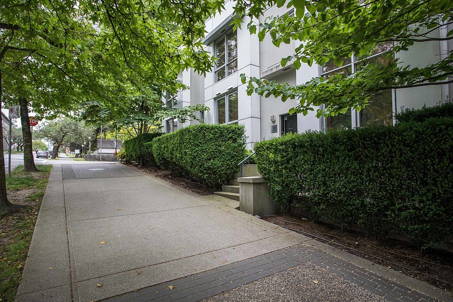 TH8 707 Broughton Street Vancouver, BC - 17