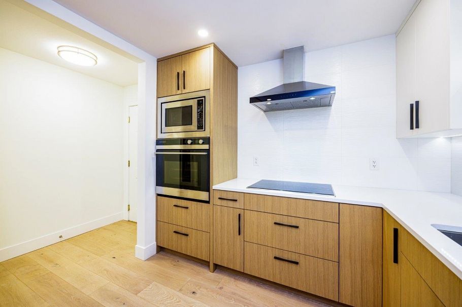 302 1133 E 29th Street North Vancouver, BC - 6