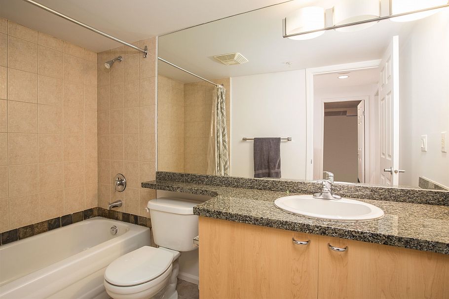 TH8 707 Broughton Street Vancouver, BC - 14