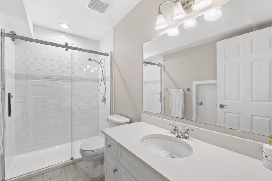 3135 Sunnyhurst Road North Vancouver, BC - 28