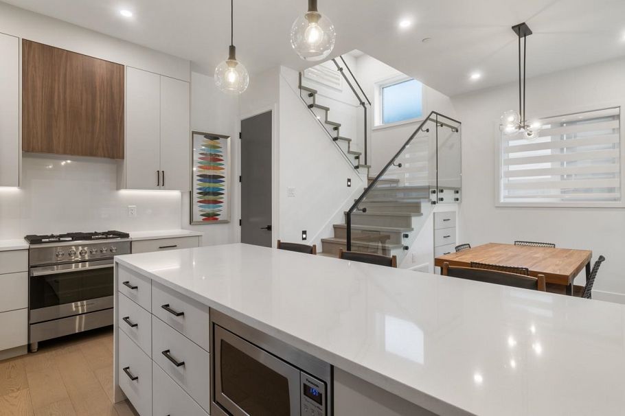 1 938 E 10th Avenue Vancouver, BC - 13