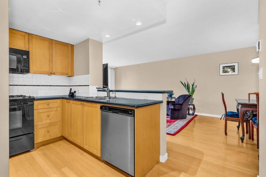 414 1485 W 6th Avenue Vancouver, BC - 10