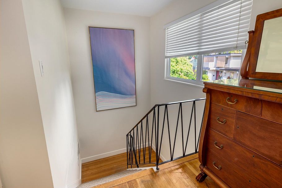 3680 Edgemont Boulevard North Vancouver, BC - 15