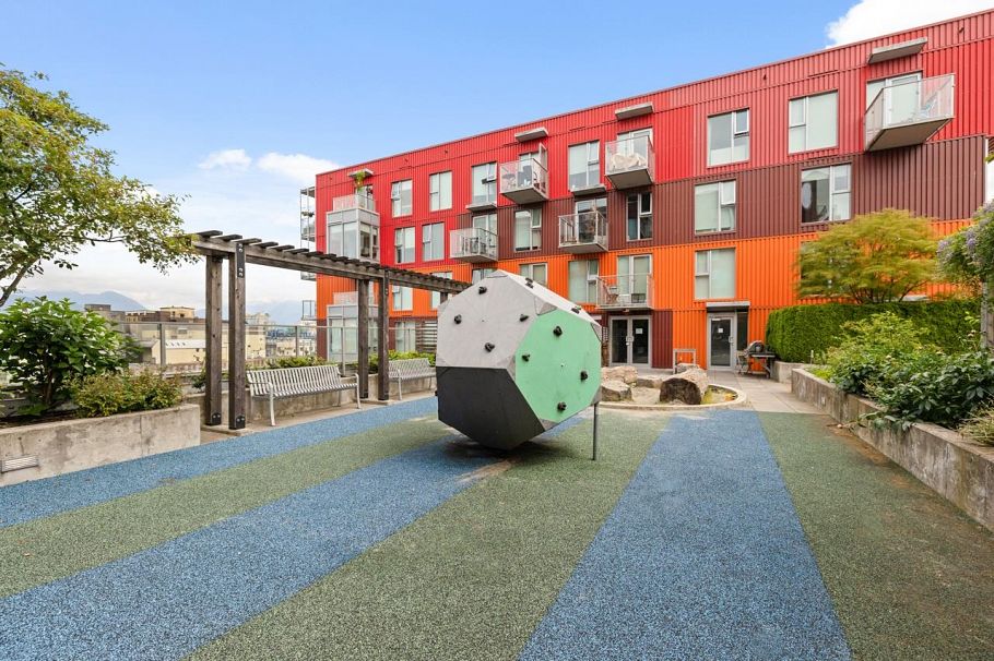 PH1 933 E Hastings Street Vancouver, BC - 24