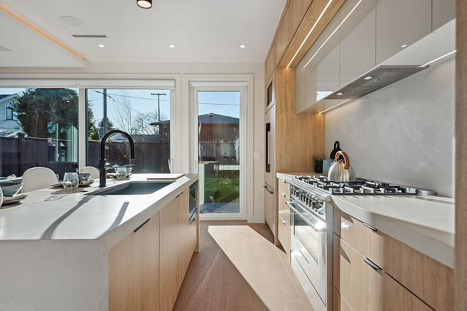 2 3620 W 20th Avenue Vancouver, BC - 11