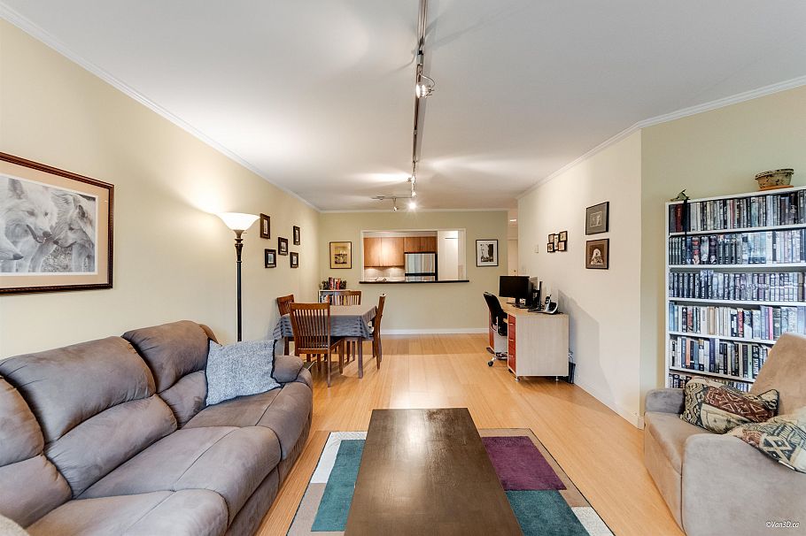 302 1633 W 11th Avenue Vancouver, BC - 5