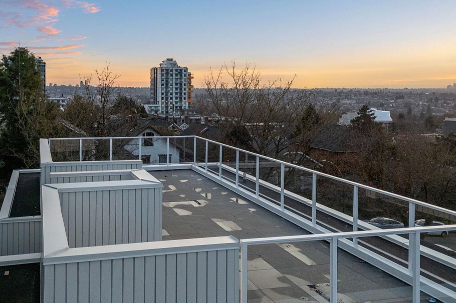 3679 Pandora Street Vancouver, BC - 39