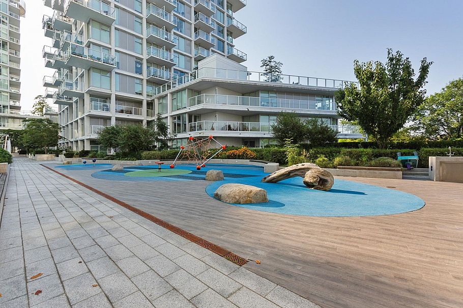 503 4638 Gladstone Street Vancouver, BC - 15