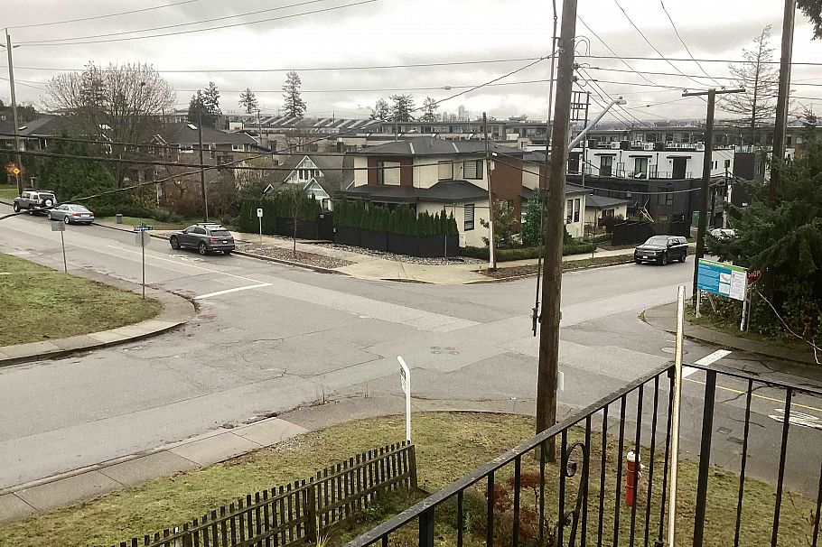 488 E 4th Street North Vancouver, BC - 17