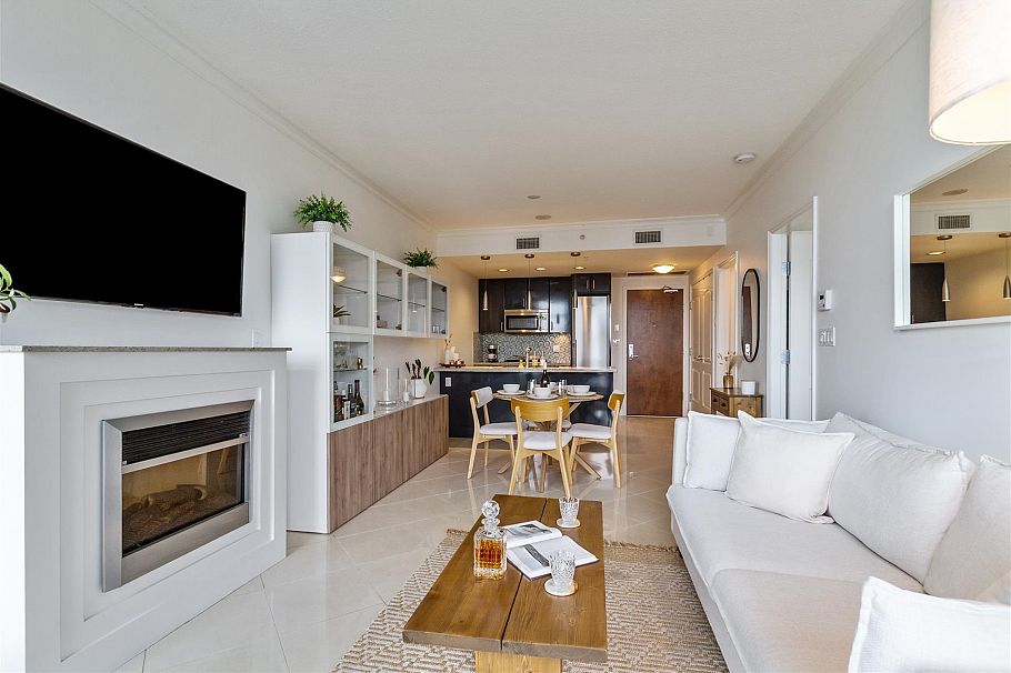 603 172 Victory Ship Way North Vancouver, BC - 7