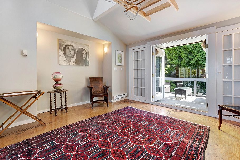 670 Montroyal Boulevard North Vancouver, BC - 18