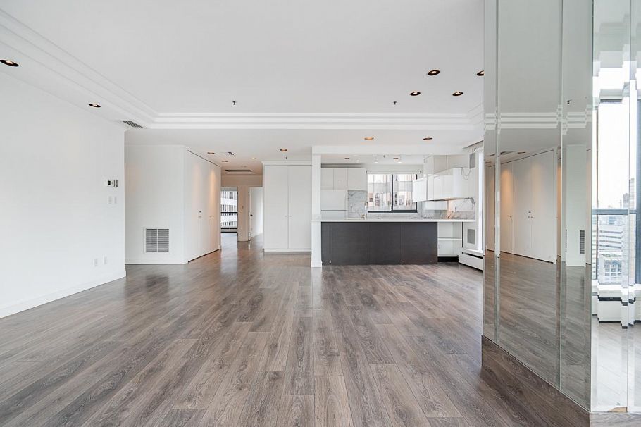 PH1 1060 Alberni Street Vancouver, BC - 12