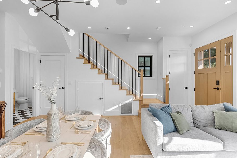 1 2565 Dundas Street Vancouver, BC - 5