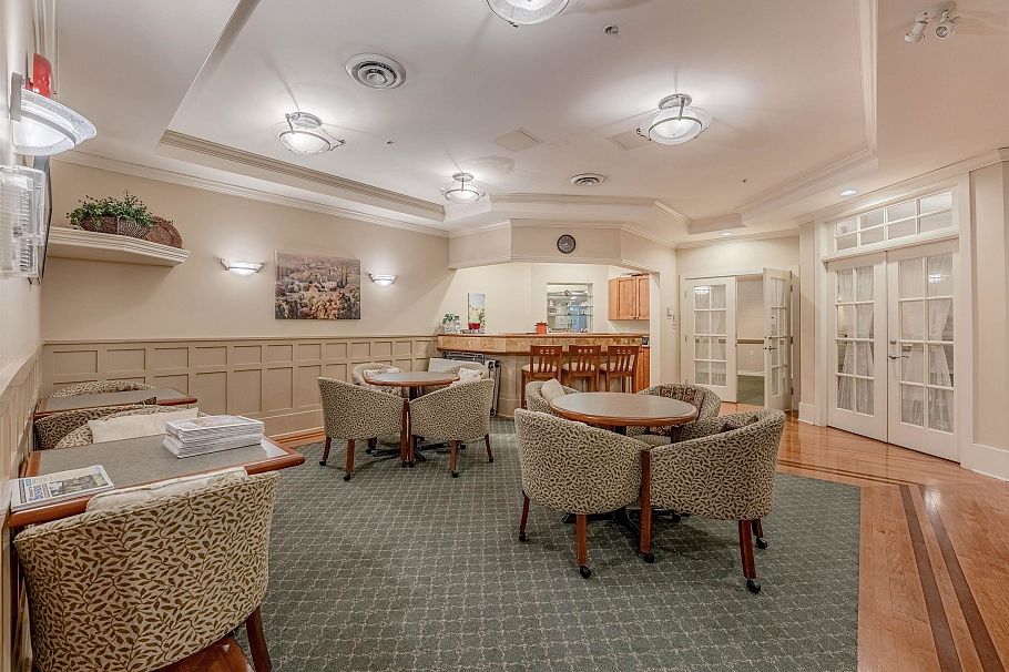 416 960 Lynn Valley Road North Vancouver, BC - 24