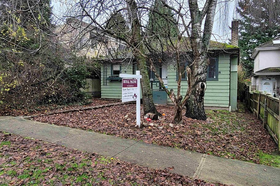 8468 Hudson Street Vancouver, BC - 2