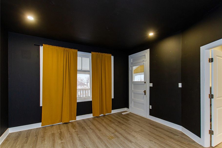 2770 Cambridge Street Vancouver, BC - 12