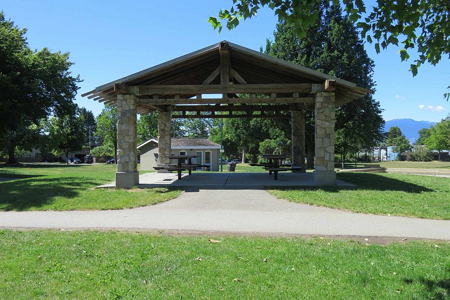 4960 Prince Albert Street Vancouver, BC - 36