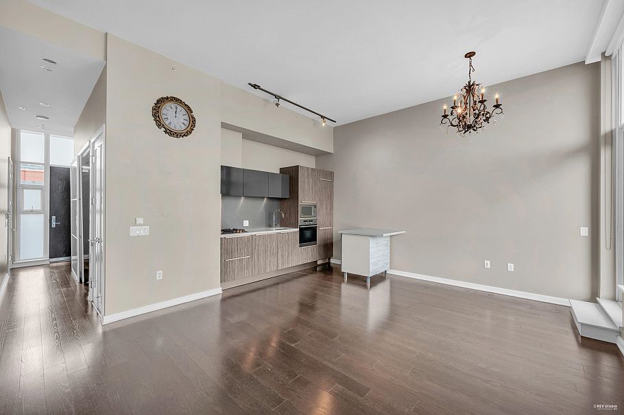 802 123 W 1st Avenue Vancouver, BC - 5