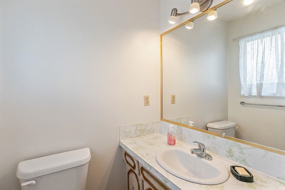 4960 Prince Albert Street Vancouver, BC - 14