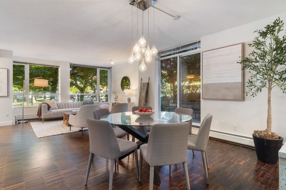 188 Chesterfield Avenue North Vancouver, BC - 10