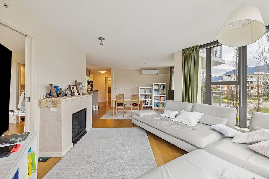 501 683 Victoria Park West North Vancouver, BC - 7