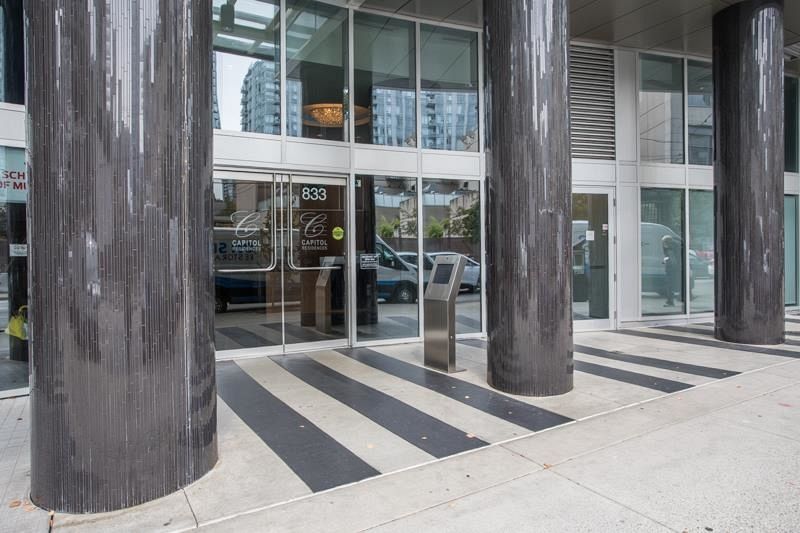 1903 833 Seymour Street Vancouver, BC - 3