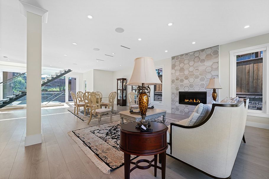 5199 Cliffridge Avenue North Vancouver, BC - 12