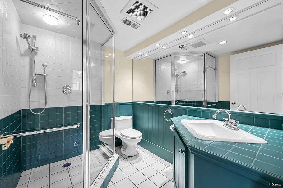 7708 Heather Street Vancouver, BC - 31