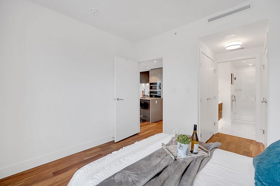 607 1632 Lions Gate Lane North Vancouver, BC - 16