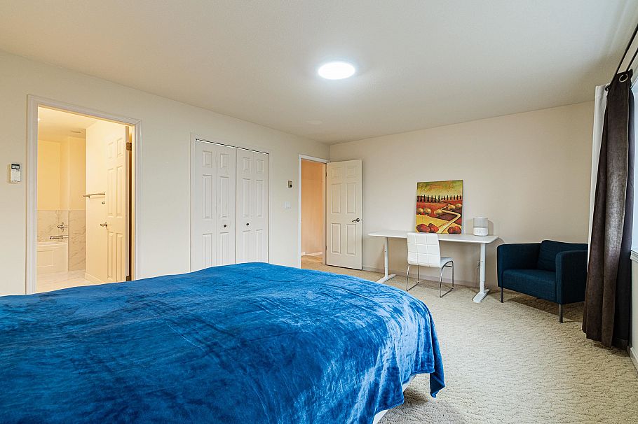 2922 W 22nd Avenue Vancouver, BC - 17