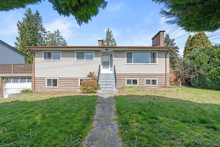 780 E 16th Street North Vancouver, BC - 11