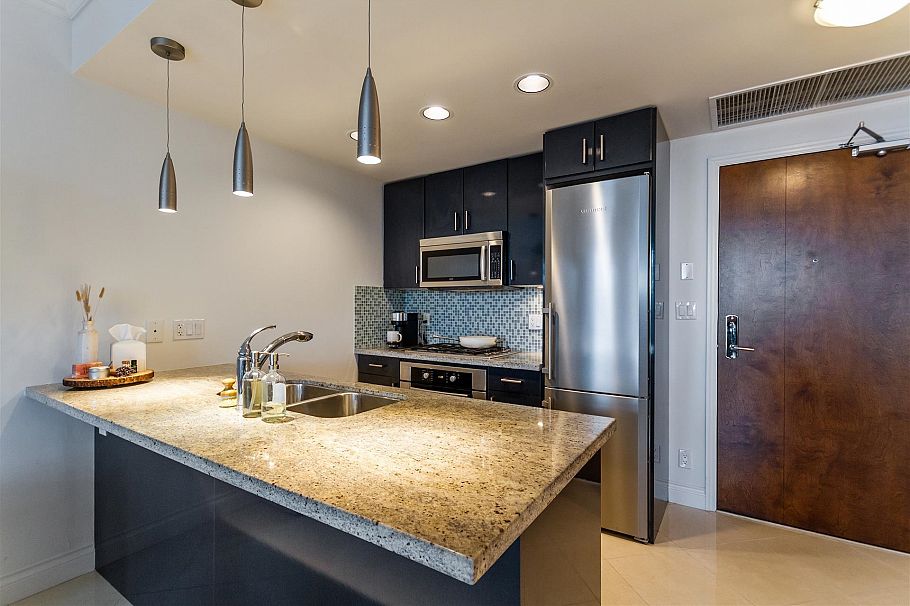 603 172 Victory Ship Way North Vancouver, BC - 4