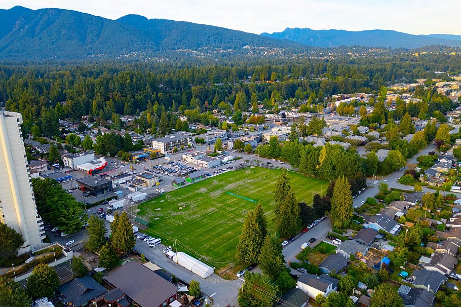 1150 Silverwood Crescent North Vancouver, BC - 39